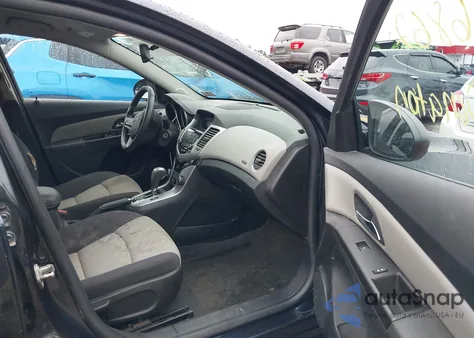 2015 Chevrolet Cruze Ls Auto z USA, uszkodzony, nr VIN 1G1PA5SH6F7171811